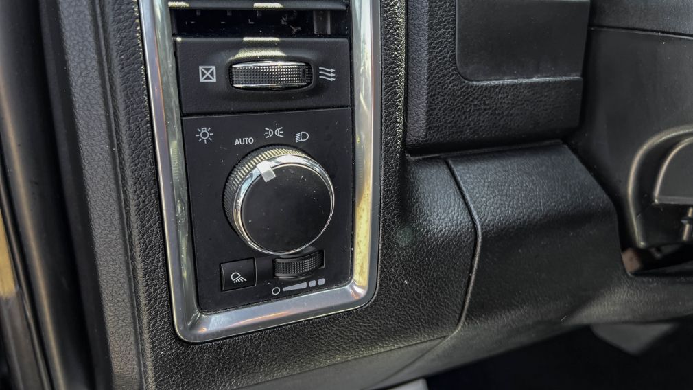 Ram 1500 SLT 2023 d&rsquo;occasion à vendre - 13