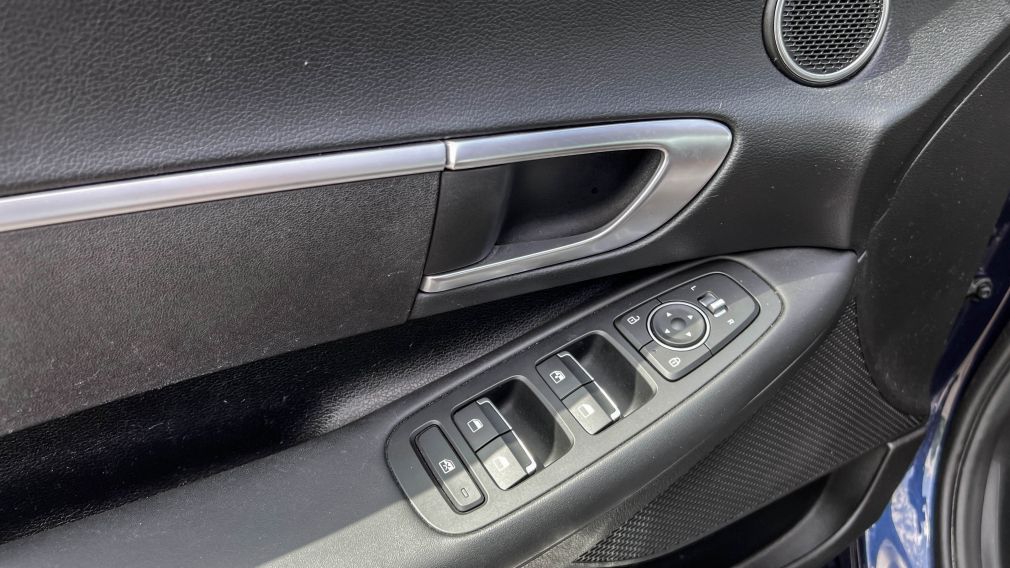 Hyundai Sonata Preferred 2022 d&rsquo;occasion à vendre - 12