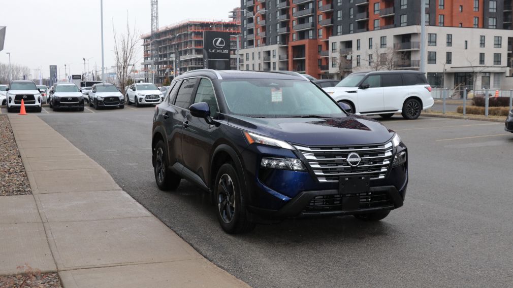 Nissan Rogue SV Moonroof