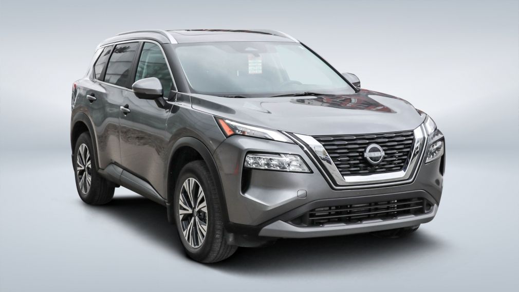 Nissan Rogue SV Moonroof