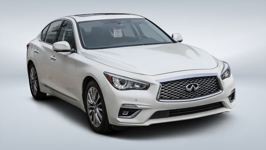 Infiniti Q50 LUXE