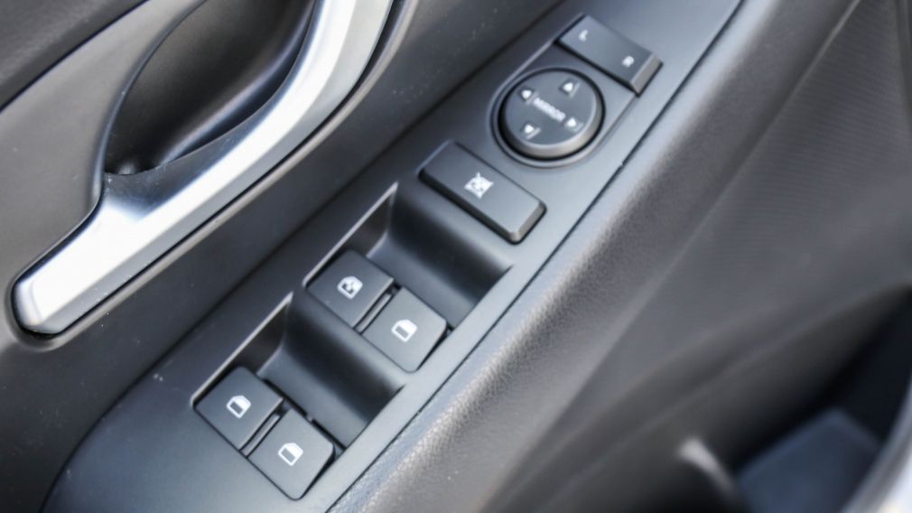 Hyundai Elantra Luxury 2019 à vendre à Donnacona - 10