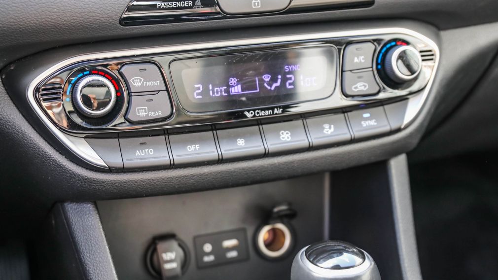 Hyundai Elantra Luxury 2019 à vendre à Donnacona - 15