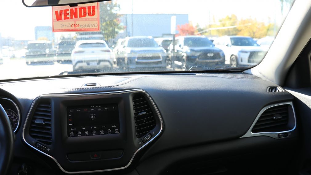 Jeep Cherokee Sport 2019 d&rsquo;occasion à vendre - 20