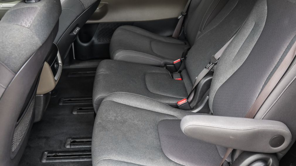 Kia Carnival LX 2025 d&rsquo;occasion à vendre - 18