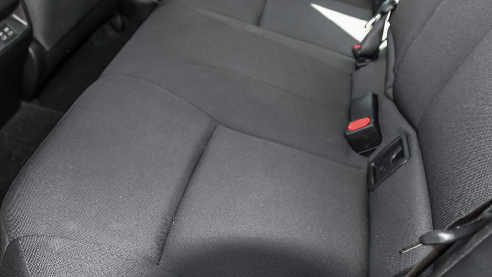 Toyota Corolla LE 2024 d&rsquo;occasion à vendre - 18