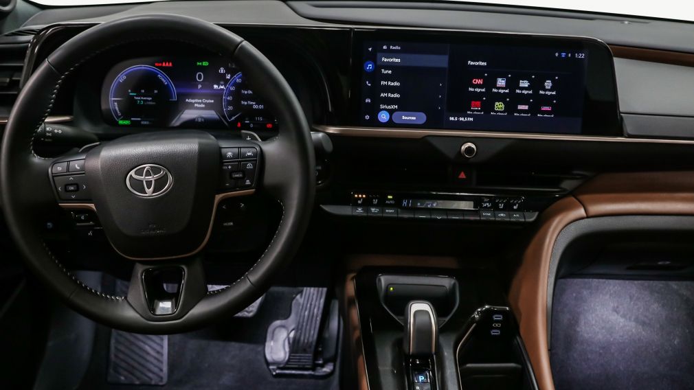 Toyota Crown Limited 2025 d&rsquo;occasion à vendre - 18