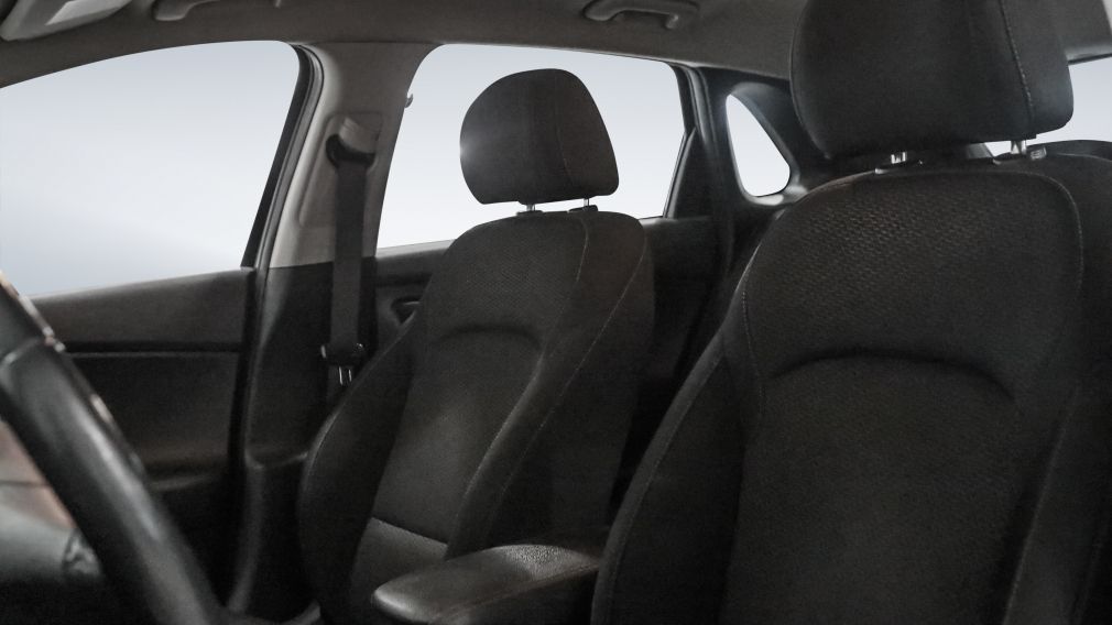 Hyundai Elantra Preferred 2019 d&rsquo;occasion à vendre - 9