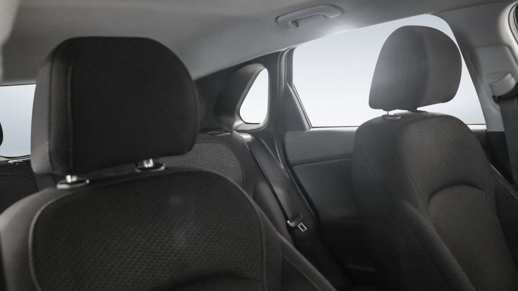 Hyundai Elantra Preferred 2019 d&rsquo;occasion à vendre - 21