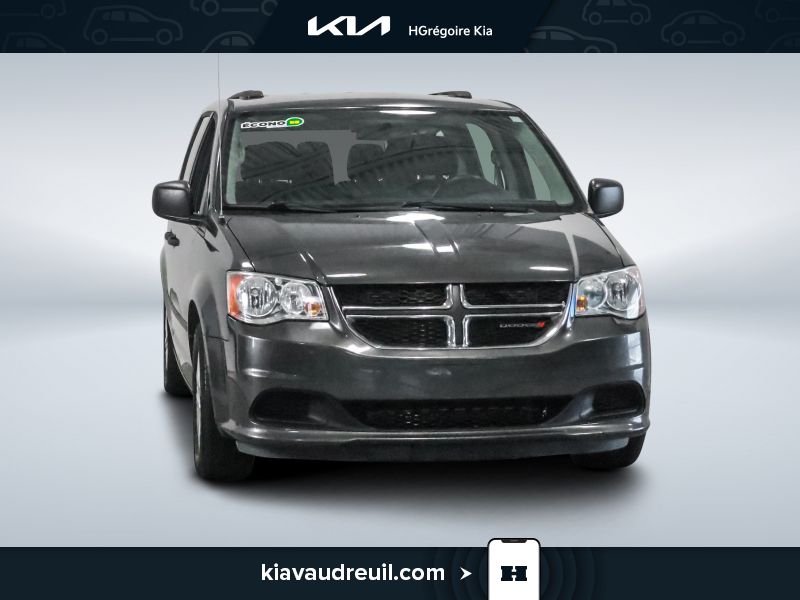 Gray 2015 Dodge Grand Caravan Minivan  Automatic