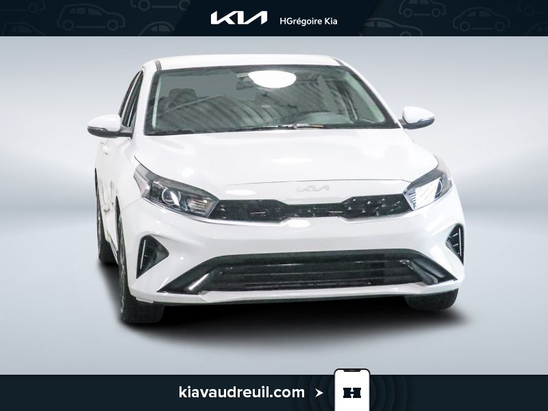 White 2024 Kia Forte Sedan  Automatic