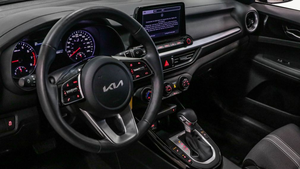 Kia Forte EX 2022 d&rsquo;occasion à vendre - 9