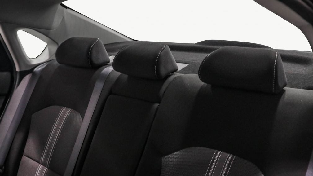 Kia Forte EX 2022 d&rsquo;occasion à vendre - 22