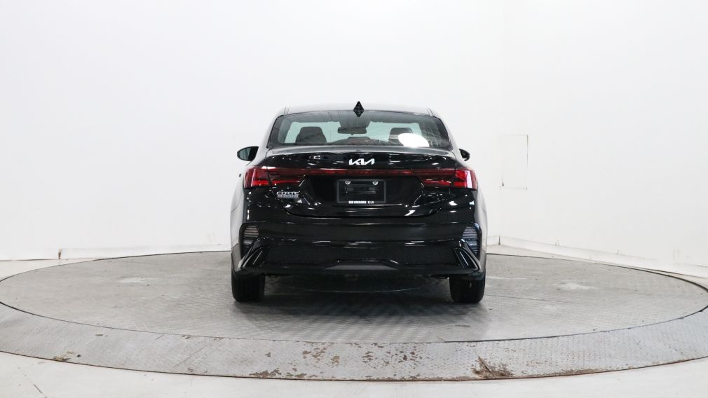 Kia Forte EX 2023 d&rsquo;occasion à vendre - 6