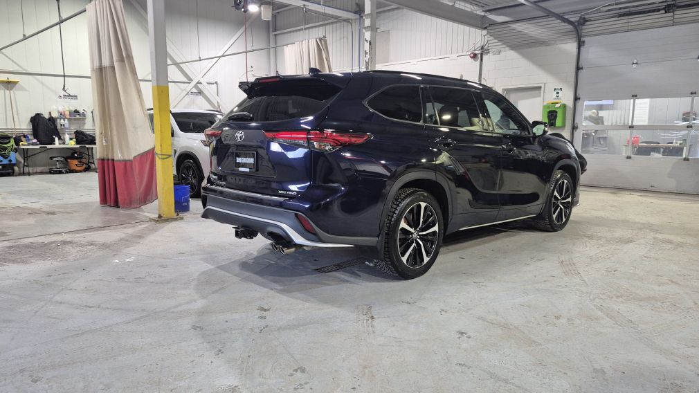 Toyota Highlander XSE 2021 d&rsquo;occasion à vendre - 7