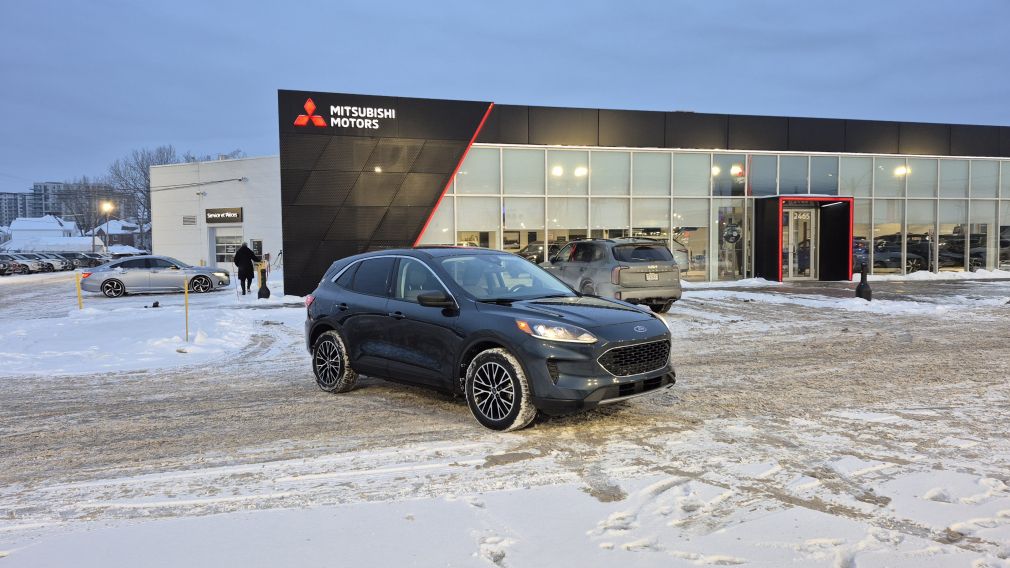 Ford Escape SE Plug-In Hybrid 2022 d&rsquo;occasion à vendre