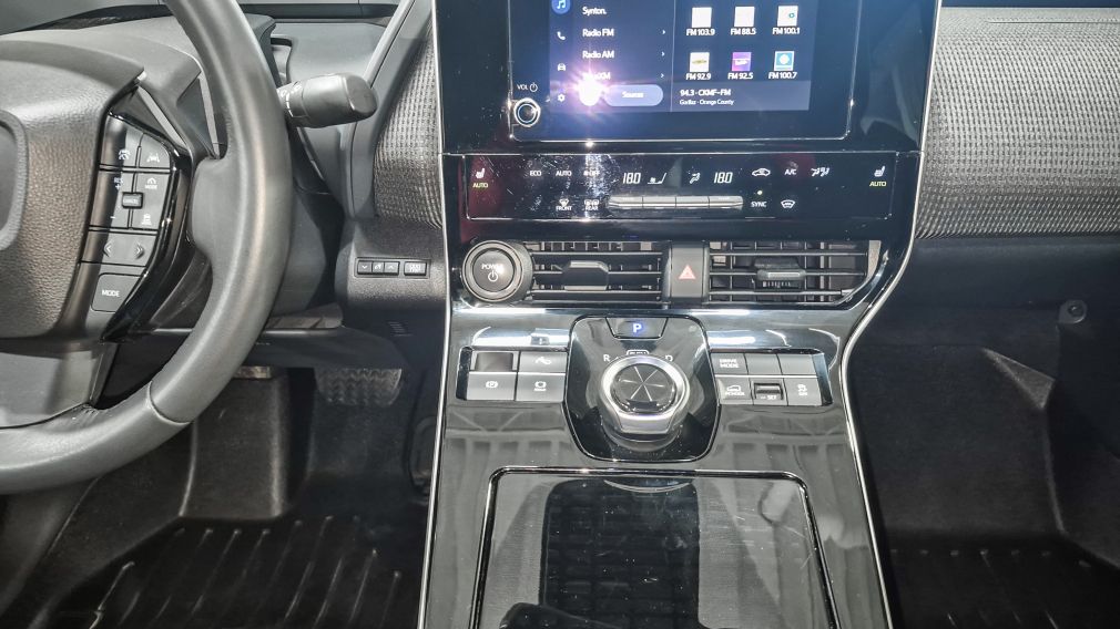 Subaru Solterra AWD 2023 d&rsquo;occasion à vendre - 18