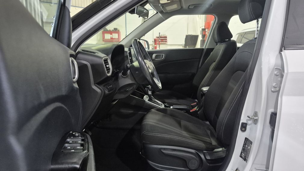 Hyundai Venue Preferred 2022 d&rsquo;occasion à vendre - 12