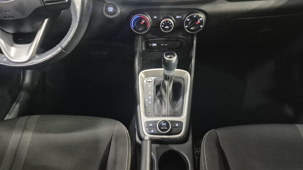 Hyundai Venue Preferred 2022 d&rsquo;occasion à vendre - 21