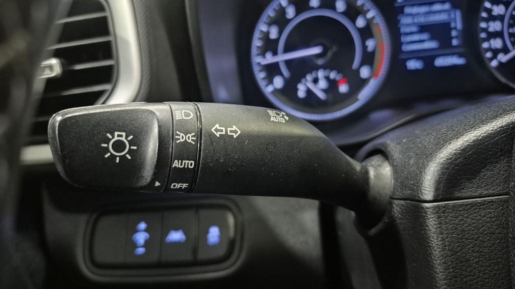 Hyundai Venue Preferred 2022 d&rsquo;occasion à vendre - 15