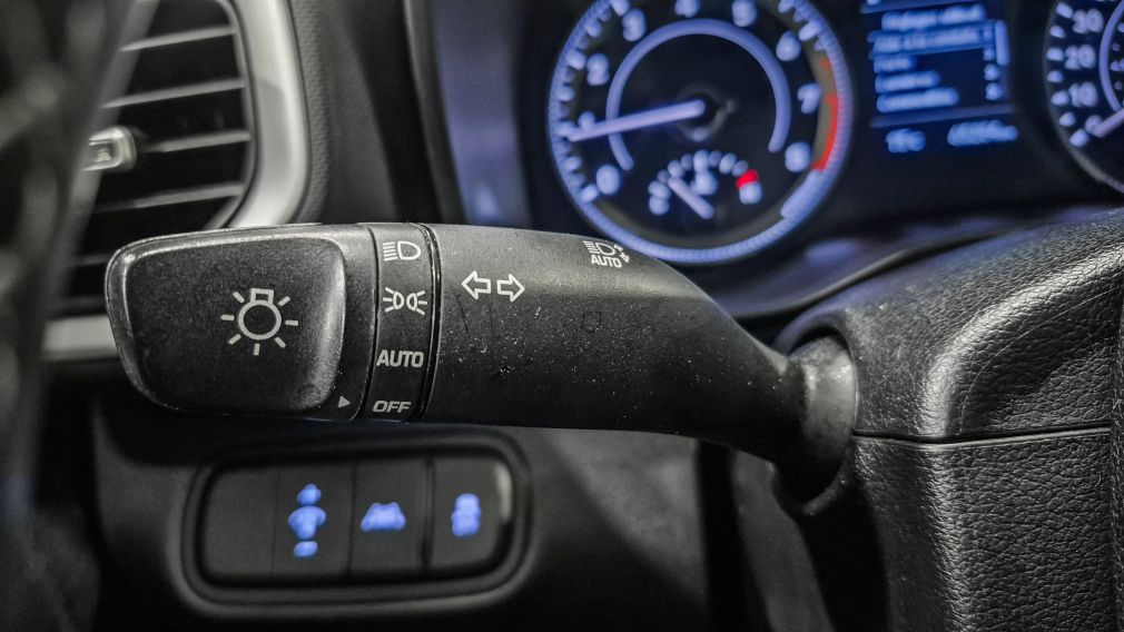 Hyundai Venue Preferred 2022 d&rsquo;occasion à vendre - 16