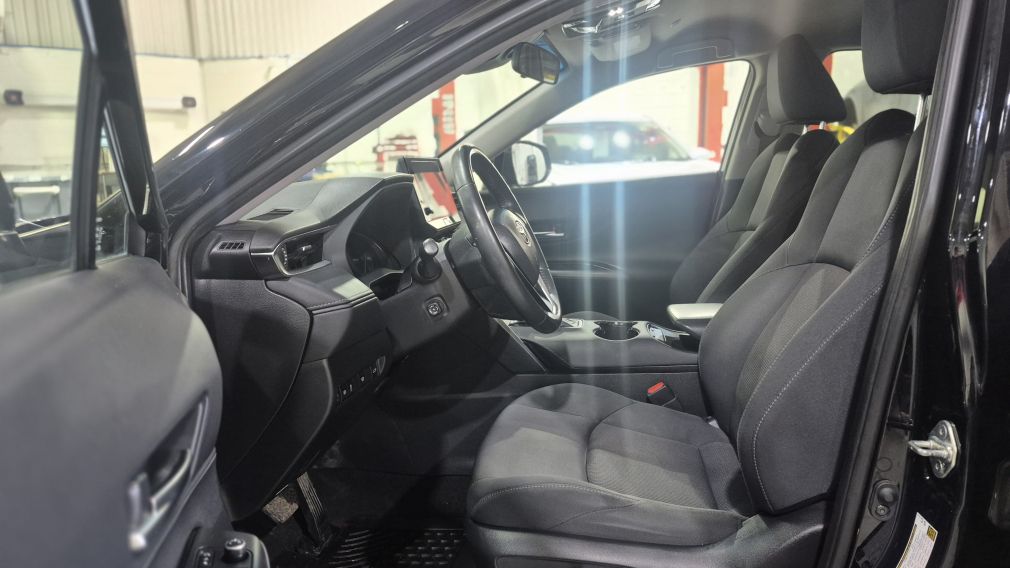 Toyota Venza LE 2023 d&rsquo;occasion à vendre - 11