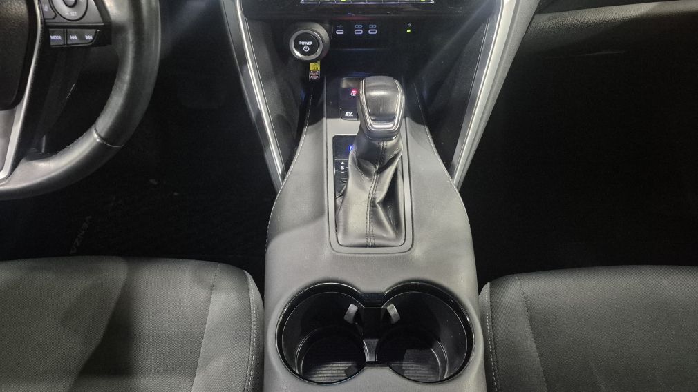 Toyota Venza LE 2023 d&rsquo;occasion à vendre - 21