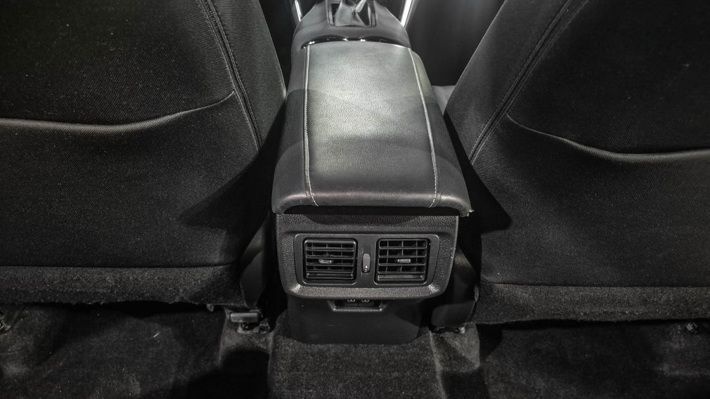 Toyota Venza LE 2023 d&rsquo;occasion à vendre - 24