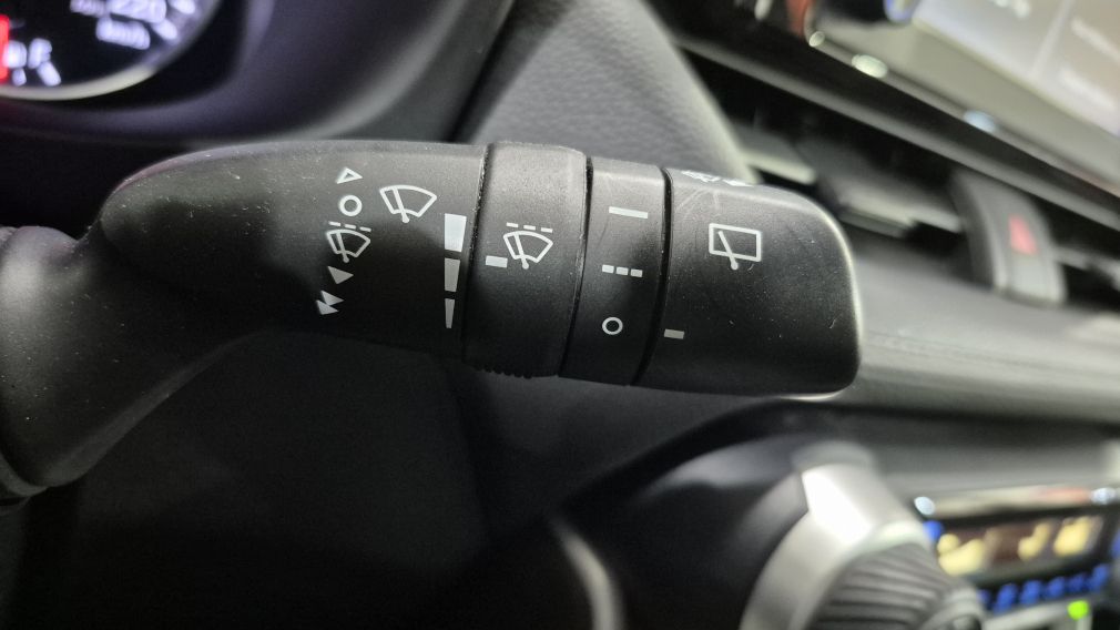 Toyota Rav 4 LE 2021 d&rsquo;occasion à vendre - 20