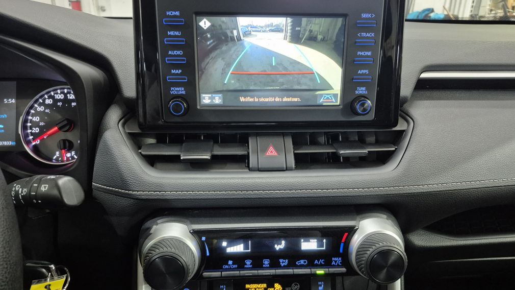 Toyota Rav 4 LE 2021 d&rsquo;occasion à vendre - 23