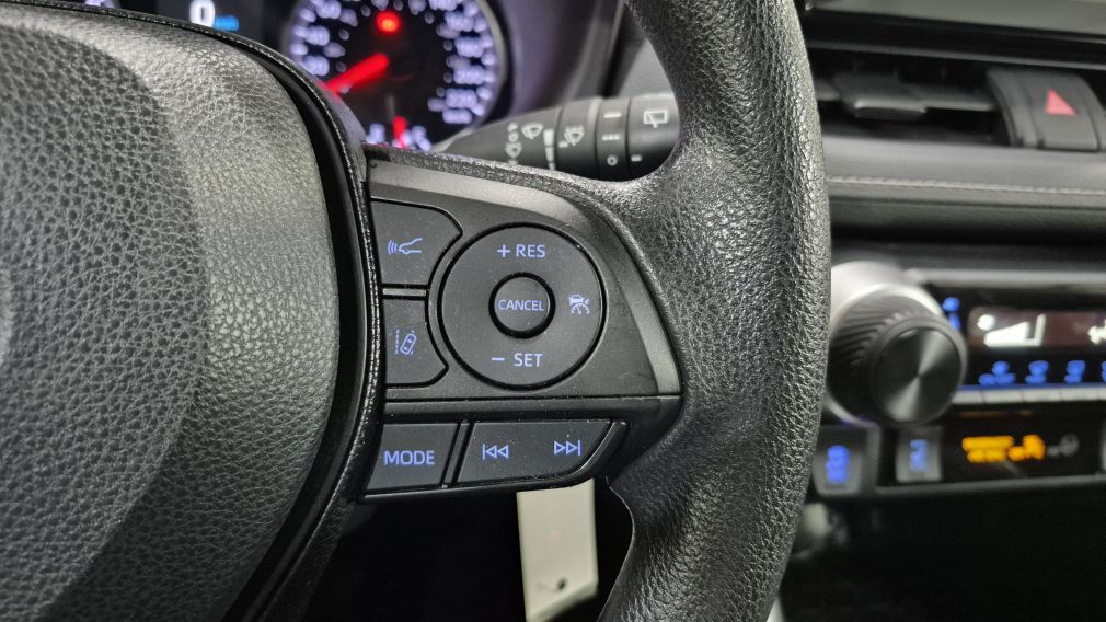 Toyota Rav 4 LE 2021 d&rsquo;occasion à vendre - 19
