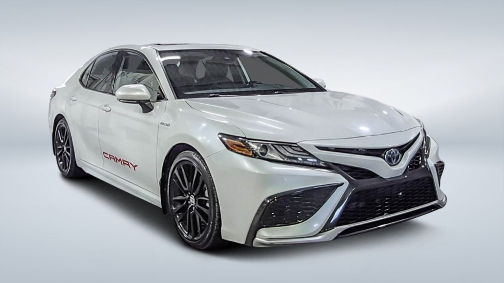 Toyota Camry Hybrid XSE