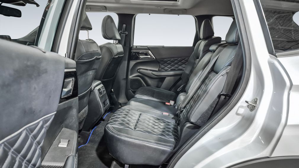Mitsubishi Outlander PHEV GT 2023 d&rsquo;occasion à vendre - 23