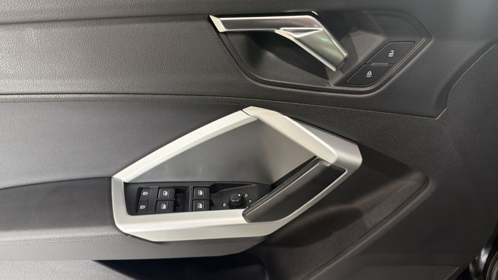 Audi Q3 Komfort 2020 d&rsquo;occasion à vendre - 10