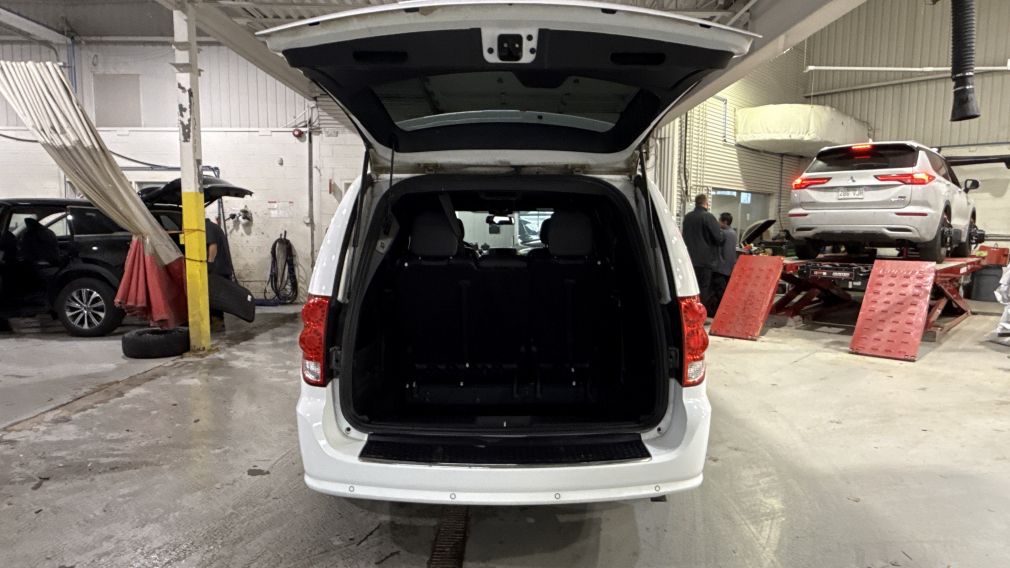 Dodge GR Caravan Premium Plus 2020 d&rsquo;occasion à vendre - 25