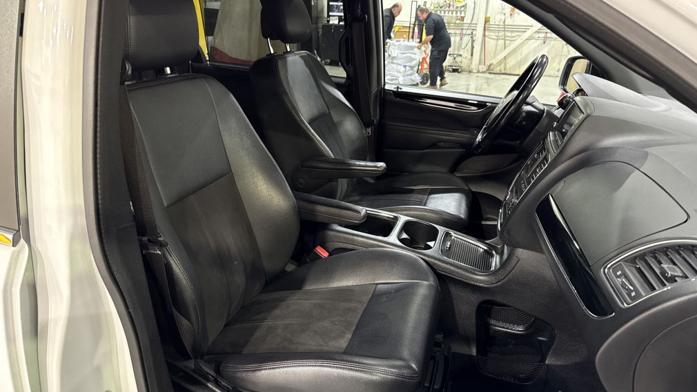 Dodge GR Caravan Premium Plus 2020 d&rsquo;occasion à vendre - 13