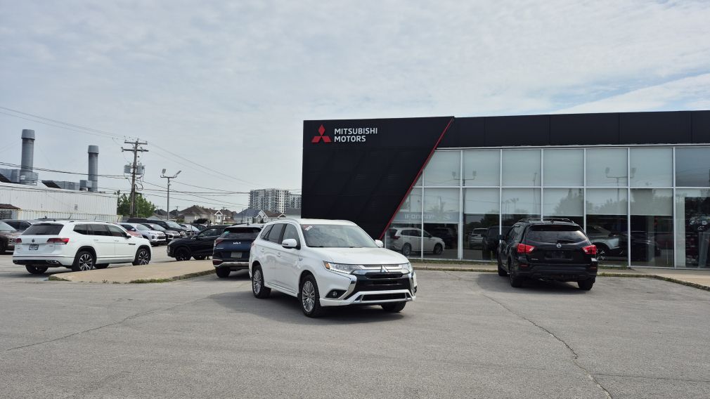 Mitsubishi Outlander PHEV SE