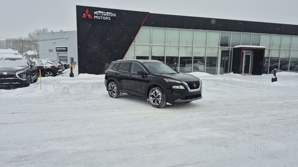 Nissan Rogue SV Moonroof
