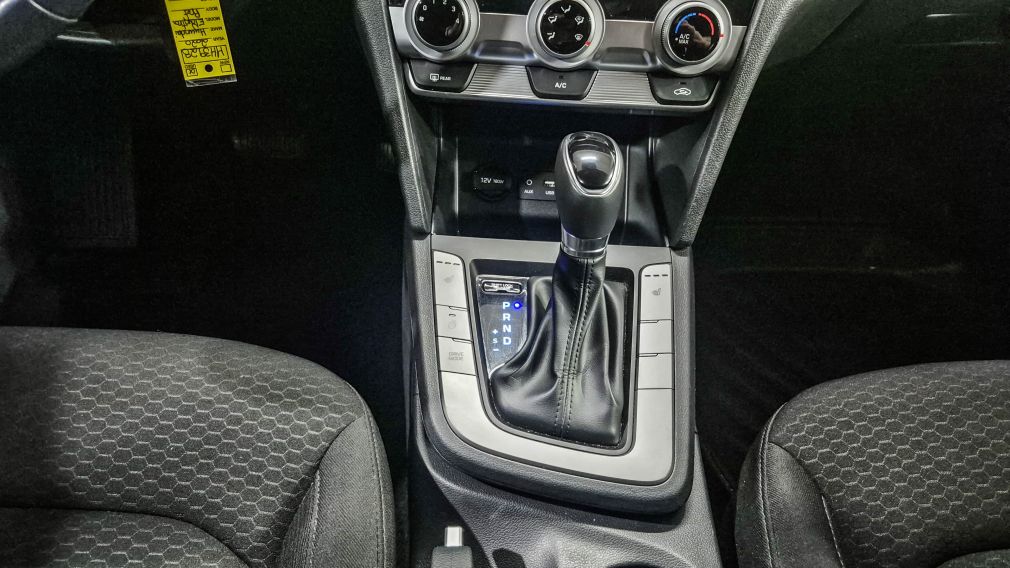Hyundai Elantra Preferred 2020 d&rsquo;occasion à vendre - 19