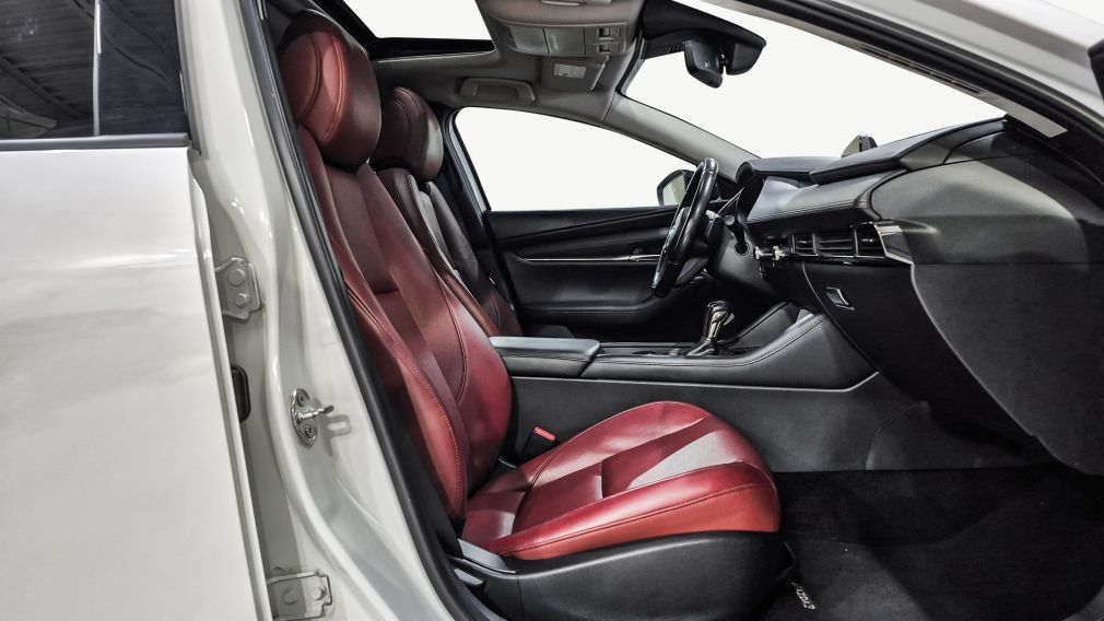 Mazda 3 GT 2022 d&rsquo;occasion à vendre - 16