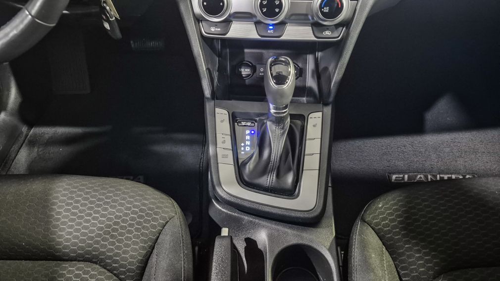 Hyundai Elantra Preferred 2020 d&rsquo;occasion à vendre - 21