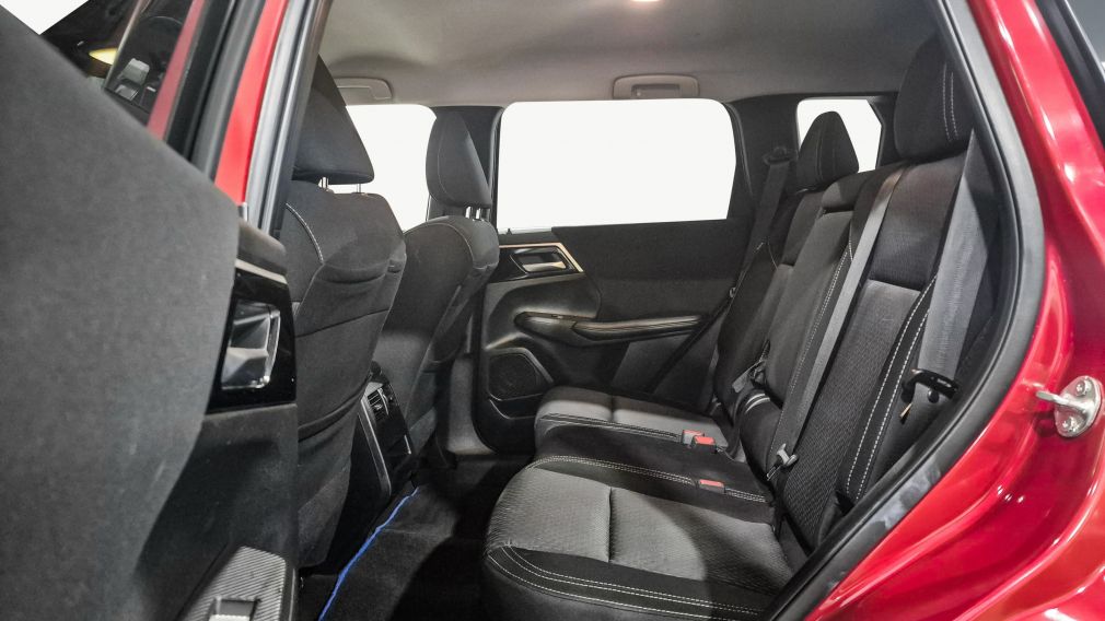 Mitsubishi Outlander PHEV ES 2023 d&rsquo;occasion à vendre - 23