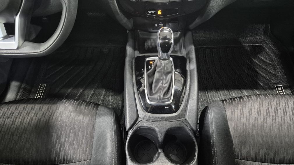 Nissan Rogue SV 2020 d&rsquo;occasion à vendre - 31