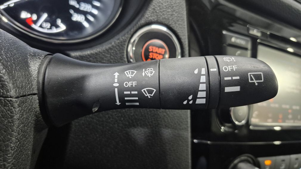 Nissan Rogue SV 2020 d&rsquo;occasion à vendre - 37