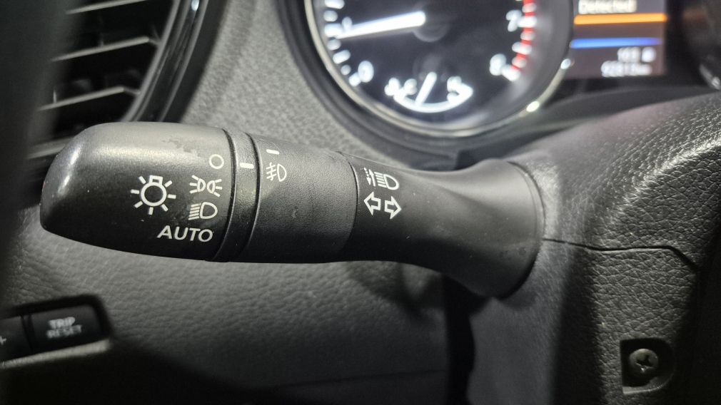 Nissan Rogue SV 2020 d&rsquo;occasion à vendre - 41