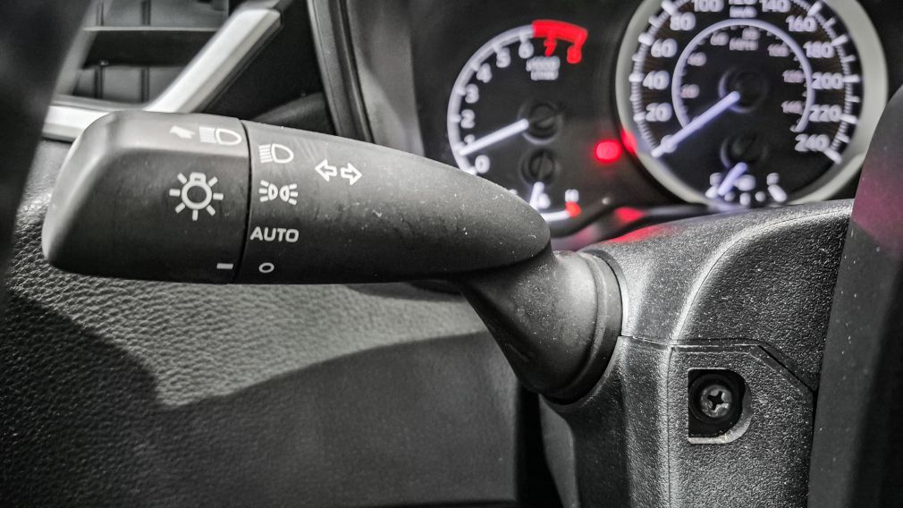 Toyota Corolla LE 2021 d&rsquo;occasion à vendre - 17