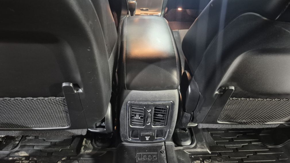 Jeep Grand Cherokee Altitude 2021 d&rsquo;occasion à vendre - 24