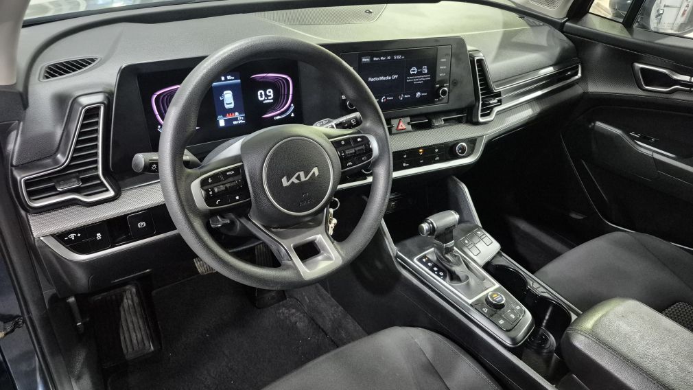 Kia Sportage LX 2023 d&rsquo;occasion à vendre - 14