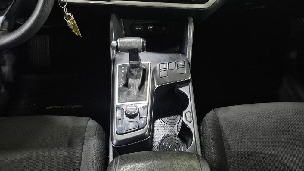 Kia Sportage LX 2023 d&rsquo;occasion à vendre - 22