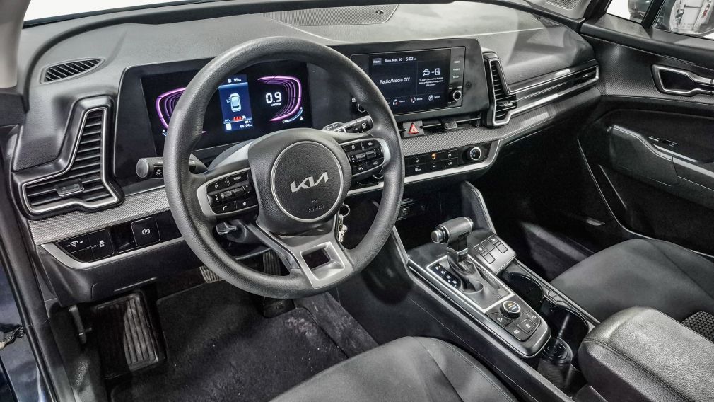 Kia Sportage LX 2023 d&rsquo;occasion à vendre - 14